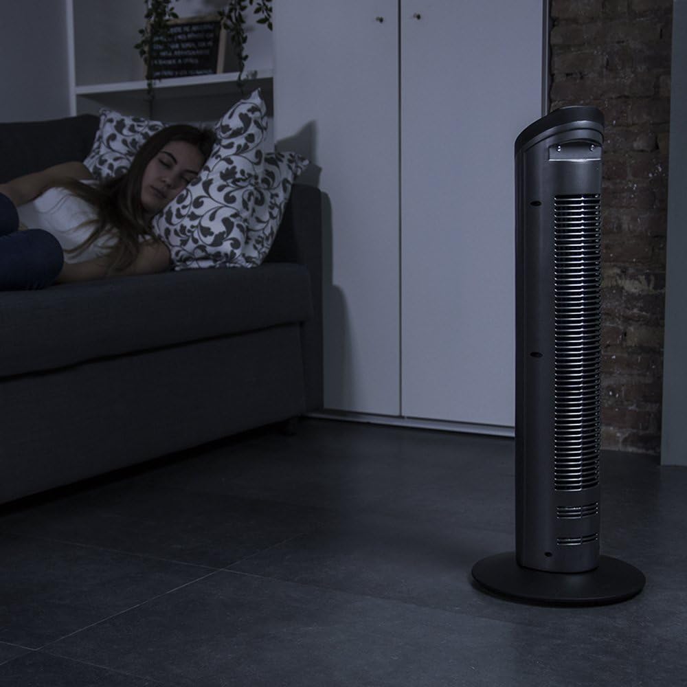 Ventilateur tour numérique Cecotec avec minuterie et télécommande EnergySilence 890 Skyline. 50 W, 30'' (76cm) de hauteur, Oscillation, Moteur en cuivre, 3 vitesses, 3 modes, Noir