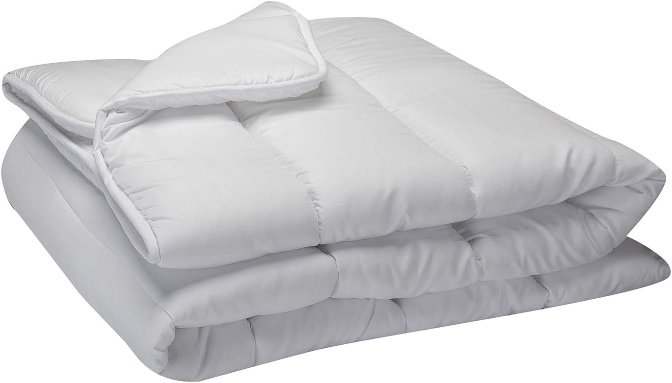 Pikolin Home Couette Automne Hiver Anti-Acariens en Fibre 300 gr,...