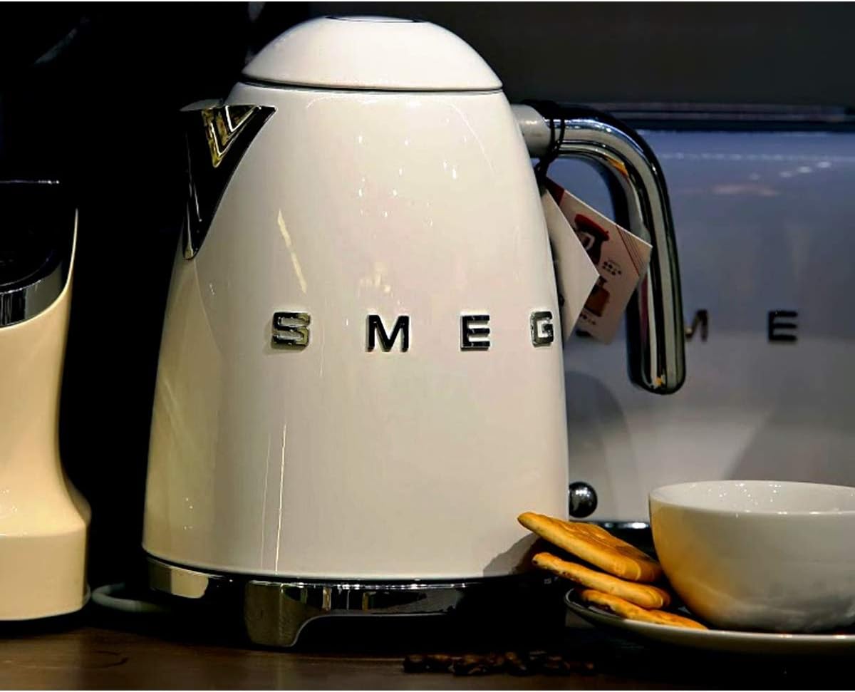 SMEG Chauffe-eau électrique, bouilloire KLF03WHEU, 2400 W, 1,7...
