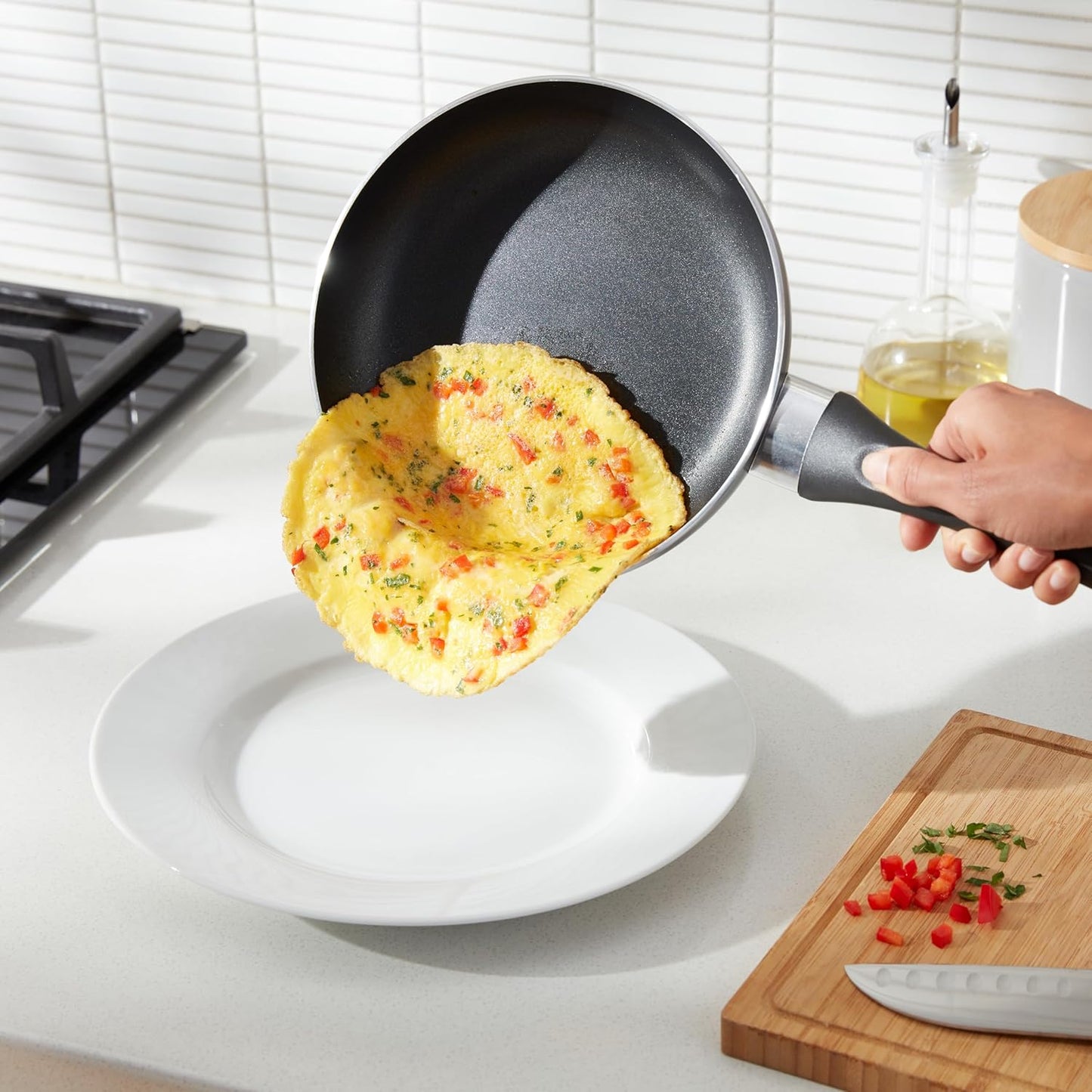 Amazon Basics Batterie de cuisine antiadhésive, 15 pièces, noir