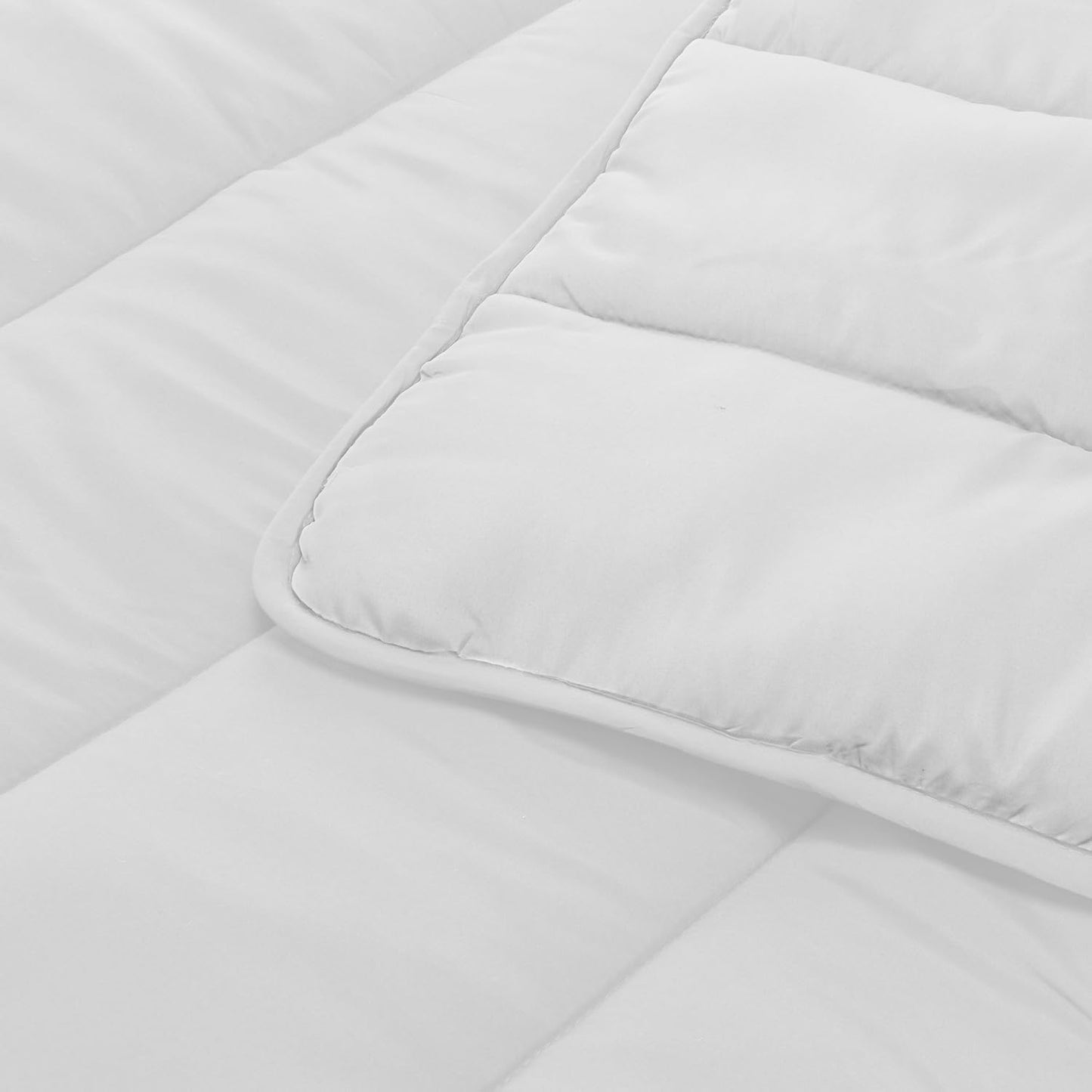 Pikolin Home Couette Automne Hiver Anti-Acariens en Fibre 300 gr,...