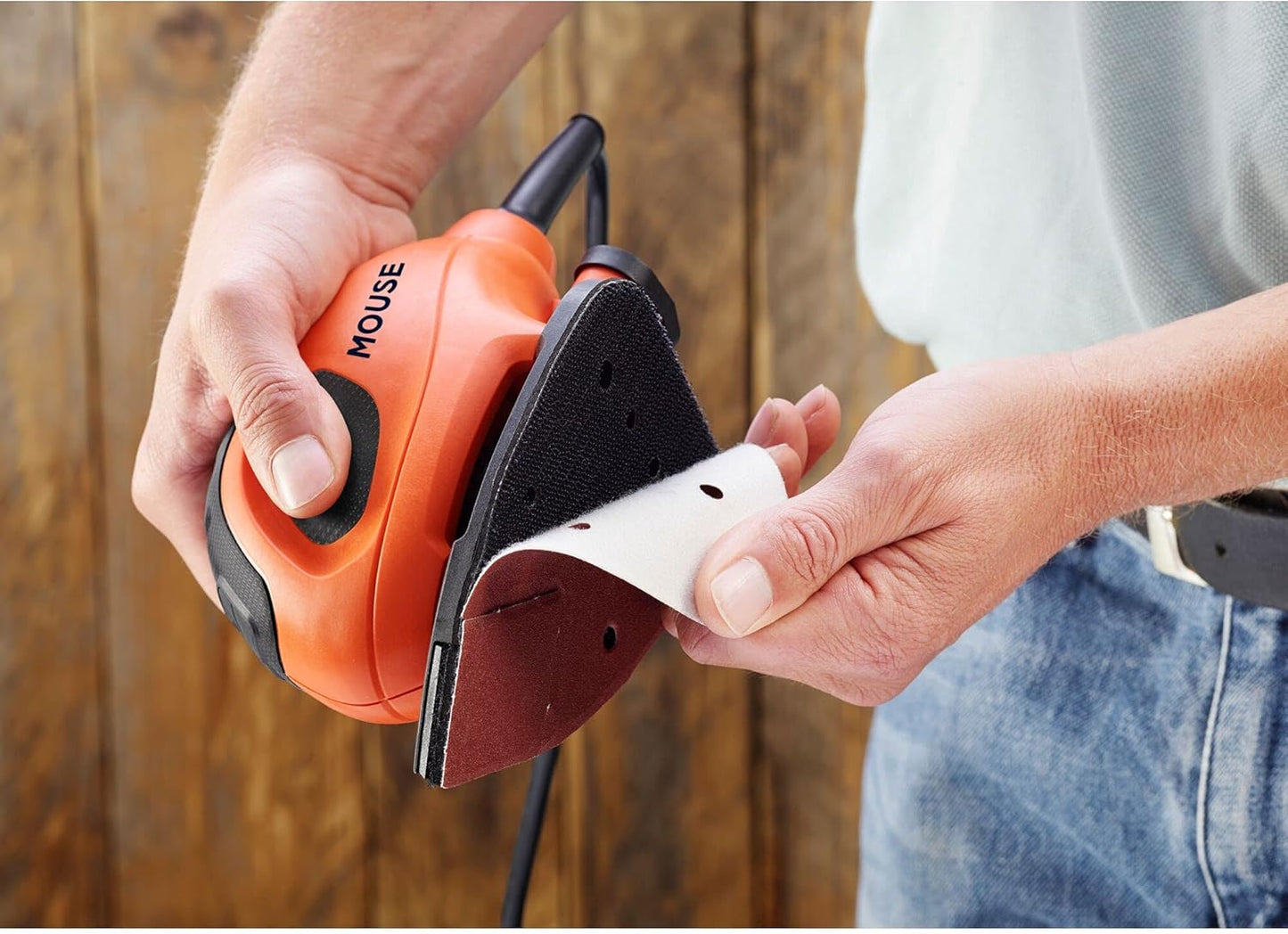 BLACK+DECKER BEW230BC Ponceuse de détails à souris 55 W 11 000 tr/min Diamètre d'orbite 1,5 mm Comprend 15 accessoires et un sac de transport