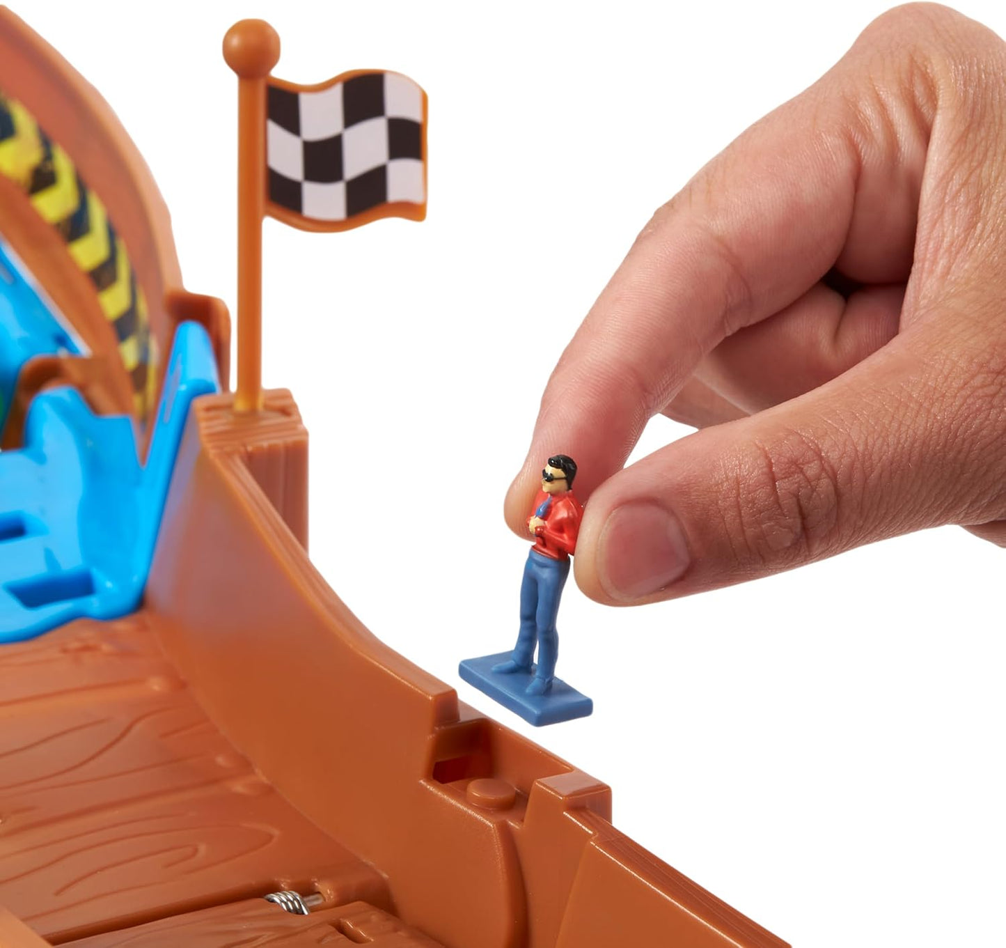 Hot Wheels Monster Trucks Tournament of the Titans Track pour petites...