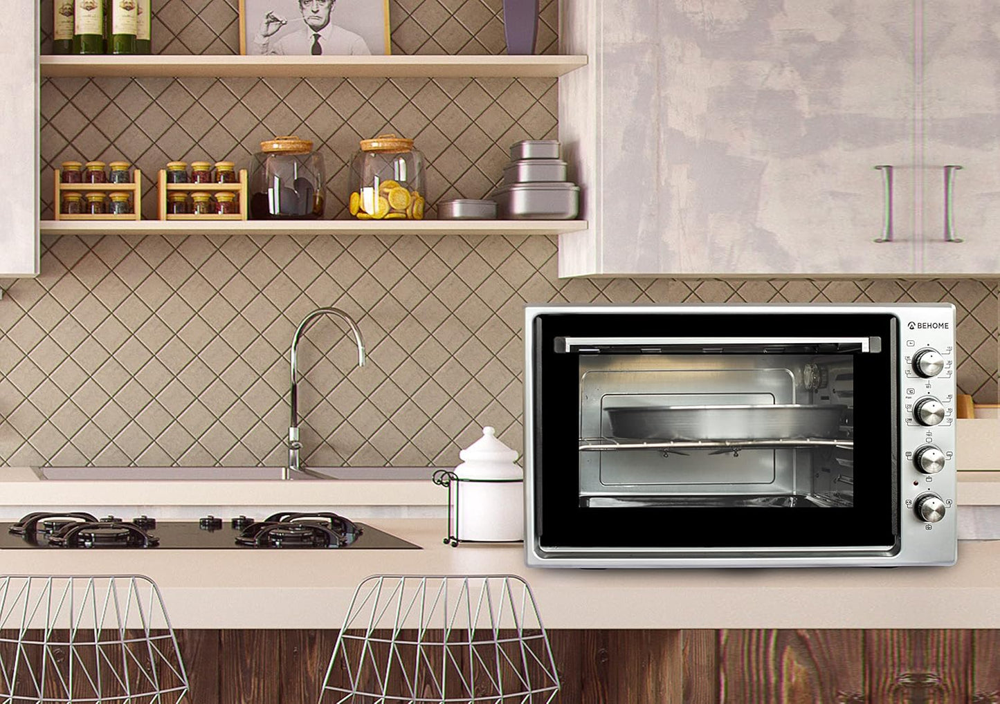 BEHOME Four électrique ventilé avec rôtissoire 70 litres, autonettoyant et émaillé, température jusqu'à 320°, double vitre avec éclairage intérieur et minuterie, 1 rôtissoire, 2 plaques et 1 grill (noir)