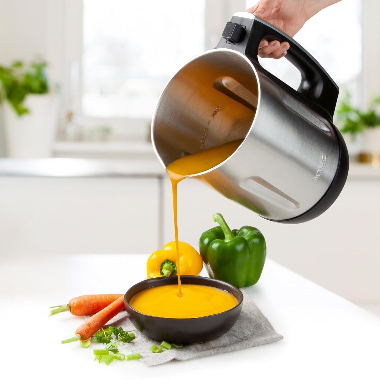MACHINE À SOUPE 2,2L DOMO DO716BL