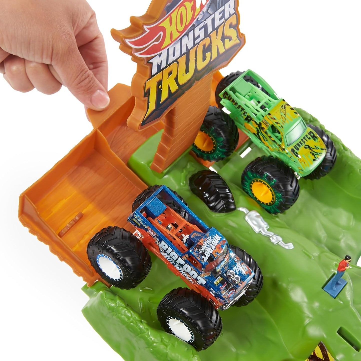 Hot Wheels Monster Trucks Tournament of the Titans Track pour petites...