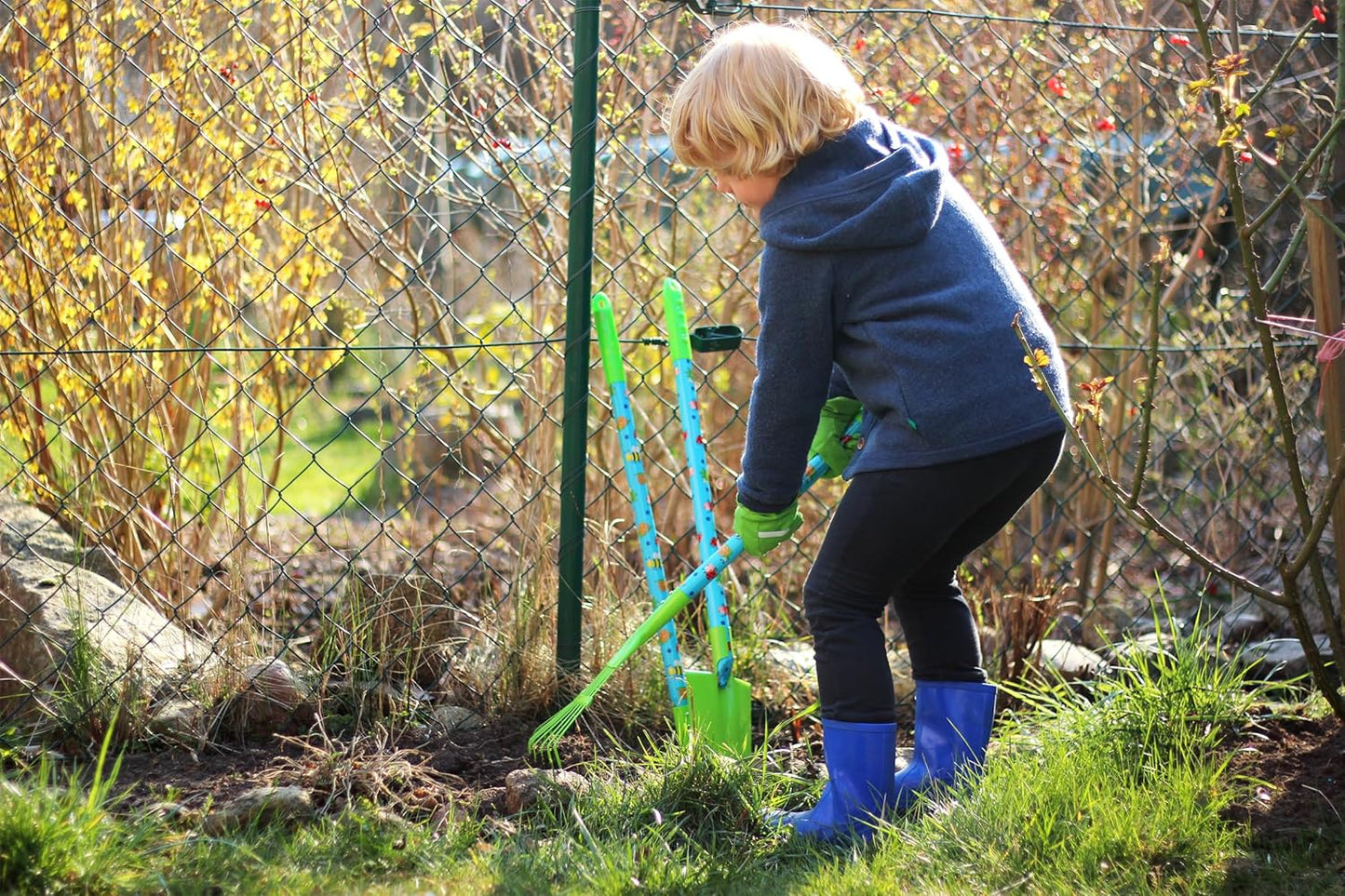 Small Foot Large Jeu de Jardin en Bois et Métal, avec Brouette,...